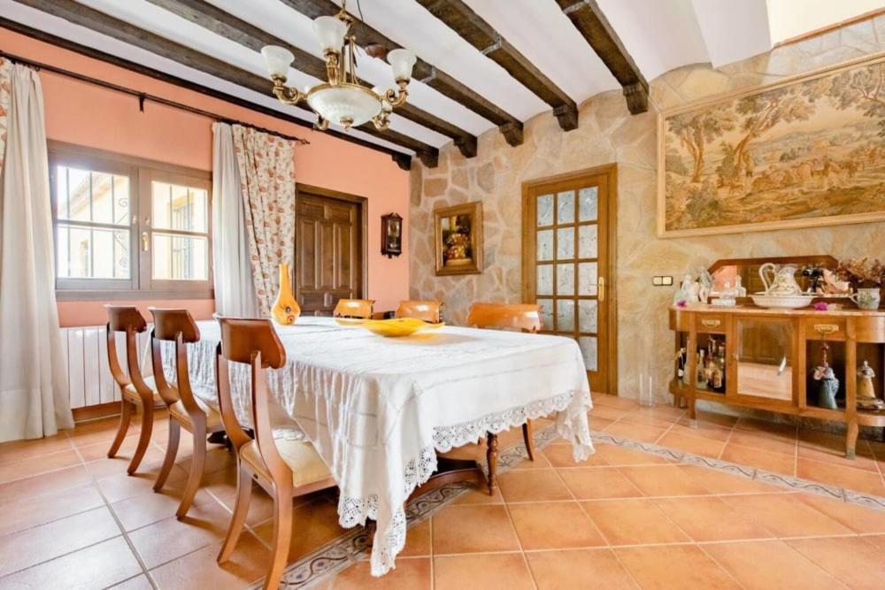 Masia Castellvi B&B Vinyols i Els Arcs Exterior foto